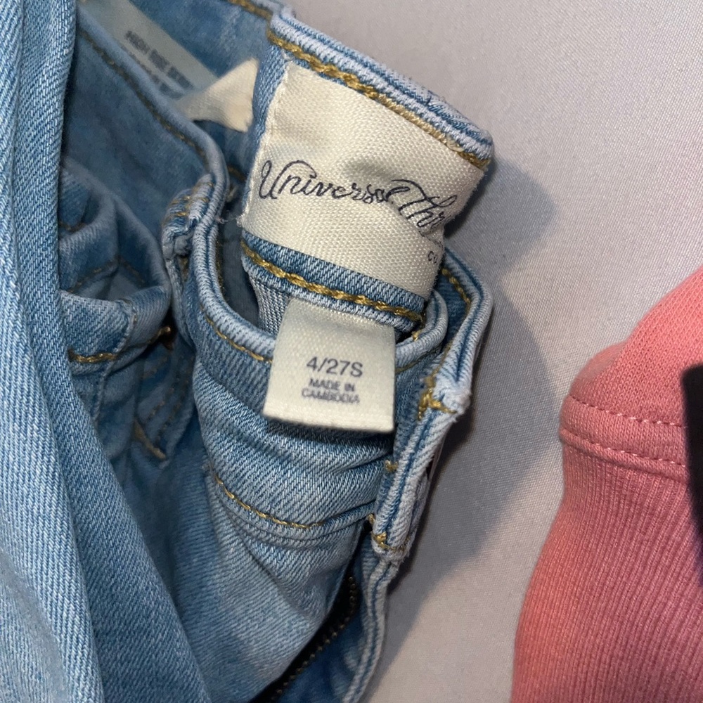 Light wash high rise skinny jeans